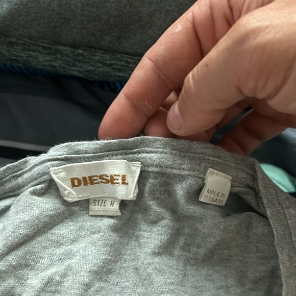 Diesel V neck - Picture 3 of 3